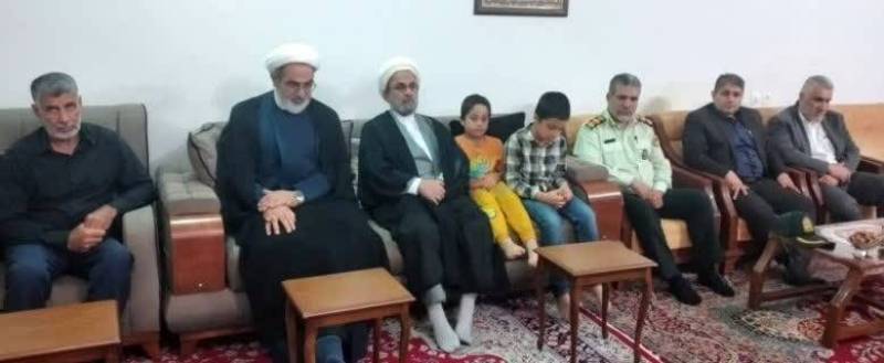 دیدار رئیس سازمان قضایی نیرو‌های مسلح با خانواده شهید آزادآور در جیرفت